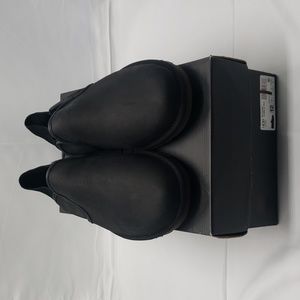 New UGG MEN'S COOKE Black SUEDE SLIP ON LOAFER SLIPPERS Size 12